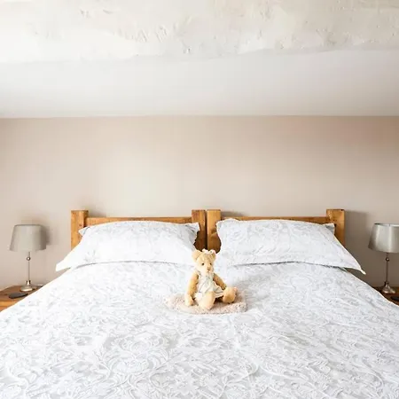 Дом отдыха Primrose With Log Burner *